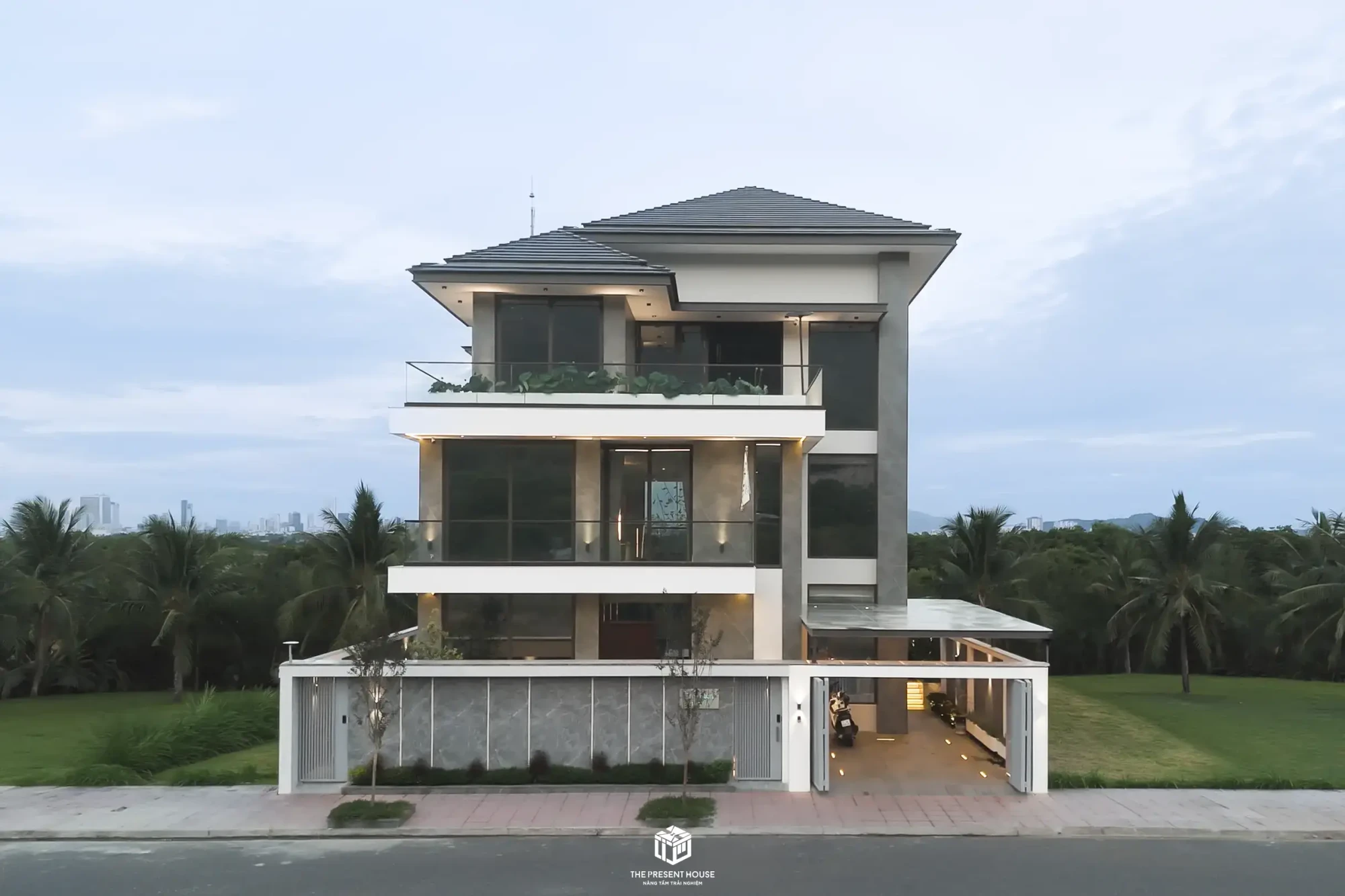 Grand Veranda Villa